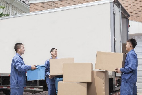 Labelled boxes and organised packing for a Westkensington move