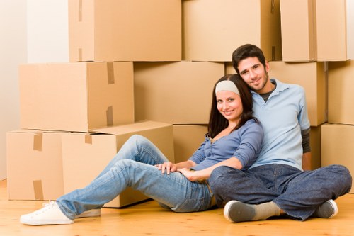 Flexible van hire and moving support in West Kensington