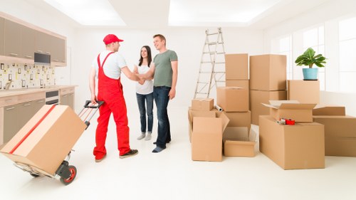 A smooth residential relocation with house removalists in West Kensington